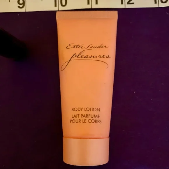 NWT Estee Lauder Lipstick & Pleasure Perfume Set Limited Edition Passion Pink 🔥 - Picture 7 of 10